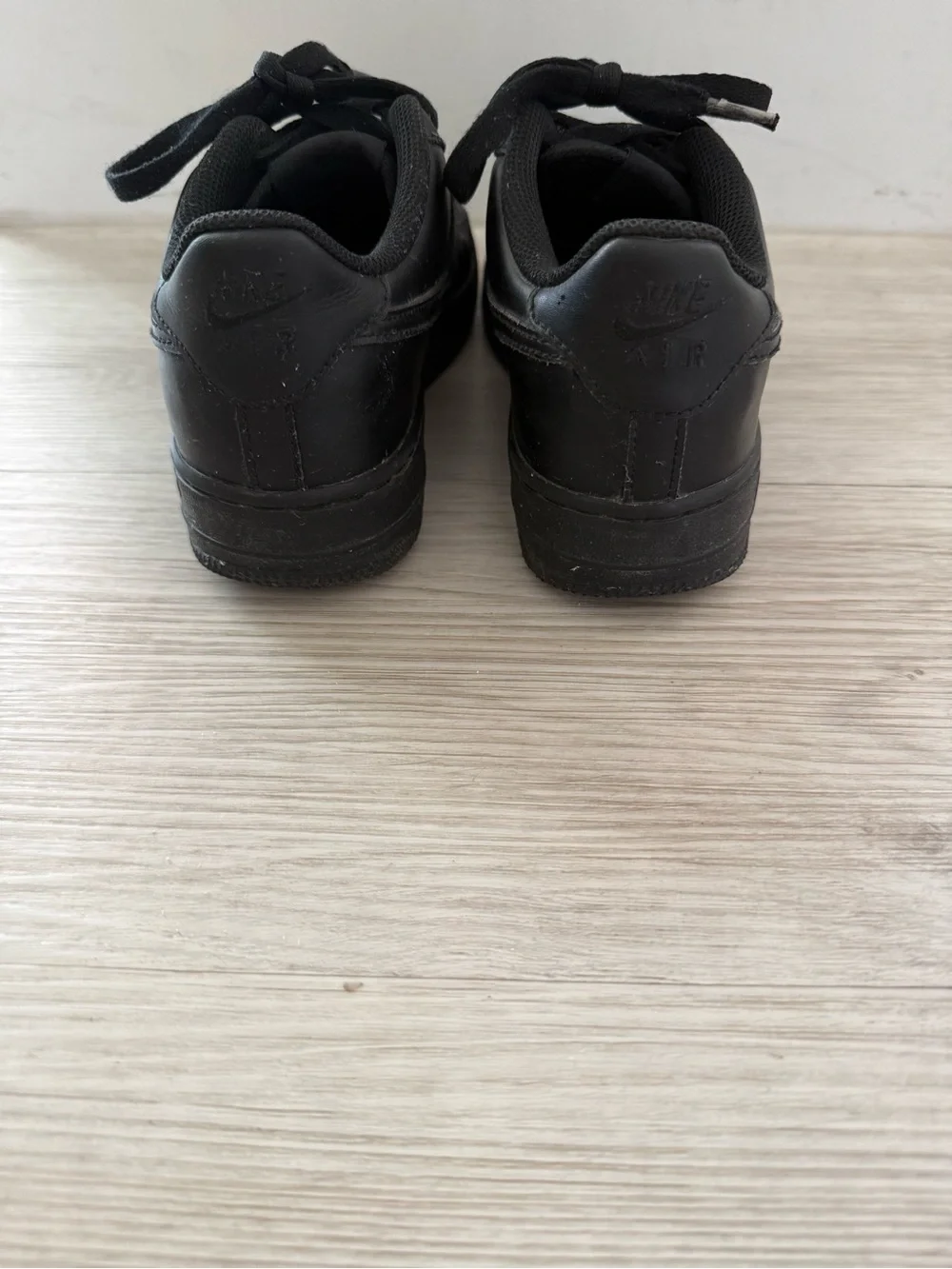 Nike all black